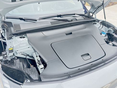 New 2026 Volvo EX30 Cross Country Ultra image 27