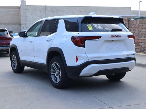 Used 2026 GMC Terrain Elevation FWD image 3