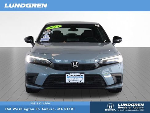 Used 2024 Honda Civic Sport image 2