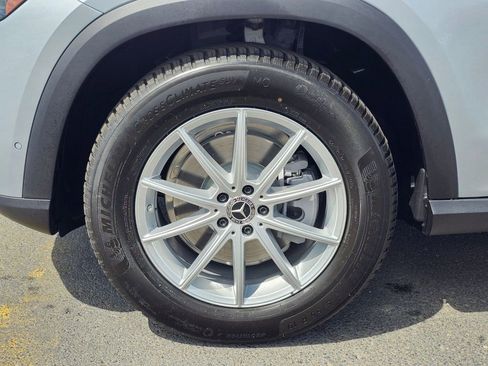 New 2025 Mercedes-Benz GLE 350 4MATIC image 9