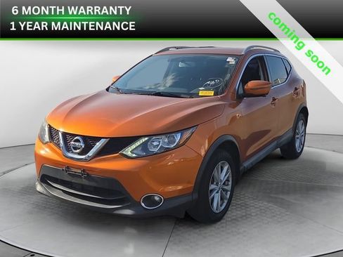 Used 2017 Nissan Rogue Sport SV w/ SV Premium Package image 1