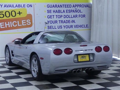 Used 1999 Chevrolet Corvette Coupe w/ Memory Pkg RWD image 5