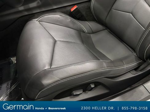 Used 2024 Chevrolet Corvette Stingray Coupe w/ Z51 Performance Package image 21