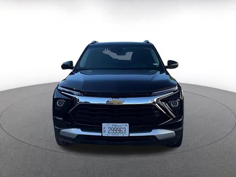 Used 2025 Chevrolet TrailBlazer LT AWD/4WD image 4