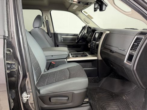 Used 2019 RAM 1500 Big Horn AWD/4WD image 13