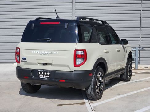 Used 2024 Ford Bronco Sport Outer Banks AWD/4WD image 8