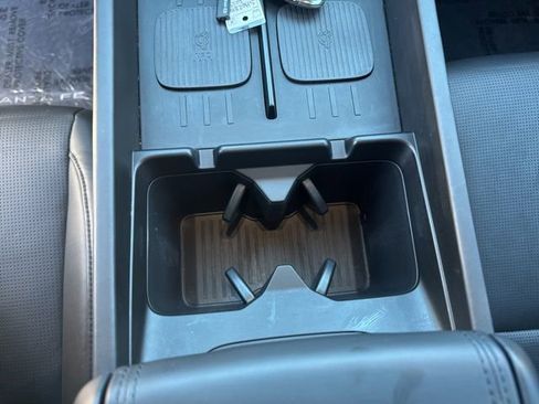 Used 2025 Hyundai Santa Fe Calligraphy image 33