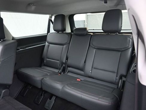 New 2025 Ford Expedition Max Active image 28