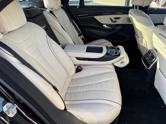 Used 2018 Mercedes-Benz S 560 Sedan image 8