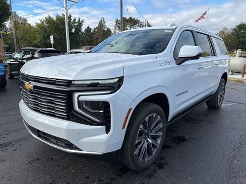 New 2026 Chevrolet Suburban High Country image 7