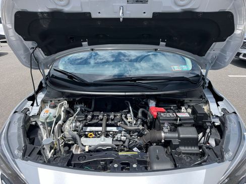 Used 2025 Nissan Versa SV FWD image 31