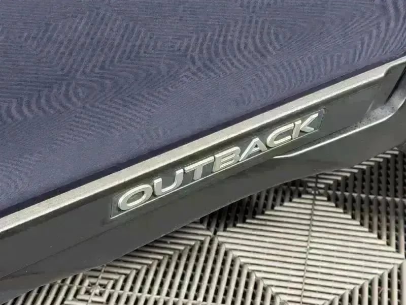 Used 2018 Subaru Outback 2.5i AWD/4WD image 15