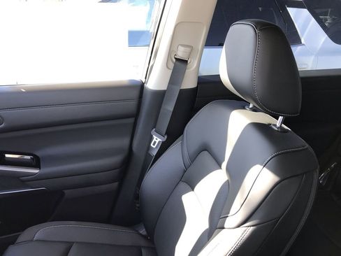 New 2026 Nissan Pathfinder SL image 22