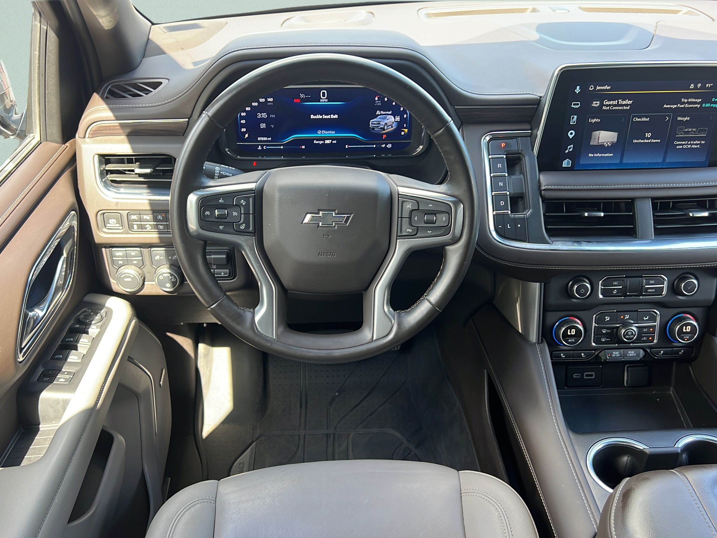 Used 2024 Chevrolet Tahoe Z71 w/ Luxury Package AWD/4WD image 19