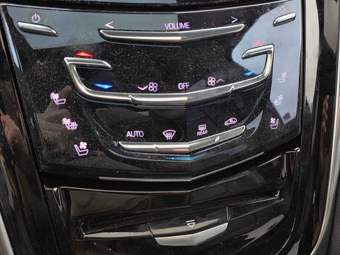 Used 2020 Cadillac Escalade Platinum AWD/4WD image 30