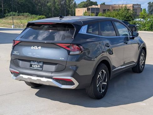 Used 2025 Kia Sportage LX FWD image 5
