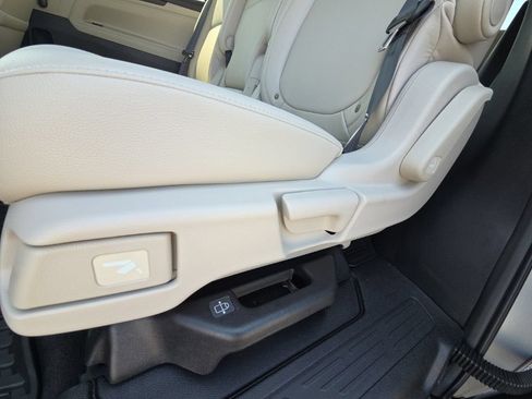 Used 2026 Honda Odyssey EX-L image 16