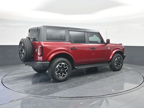 New 2026 Ford Bronco Outer Banks image 15