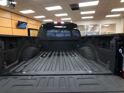 Certified 2017 Ford F350 Lariat w/ Tow Technology Bundle image 21