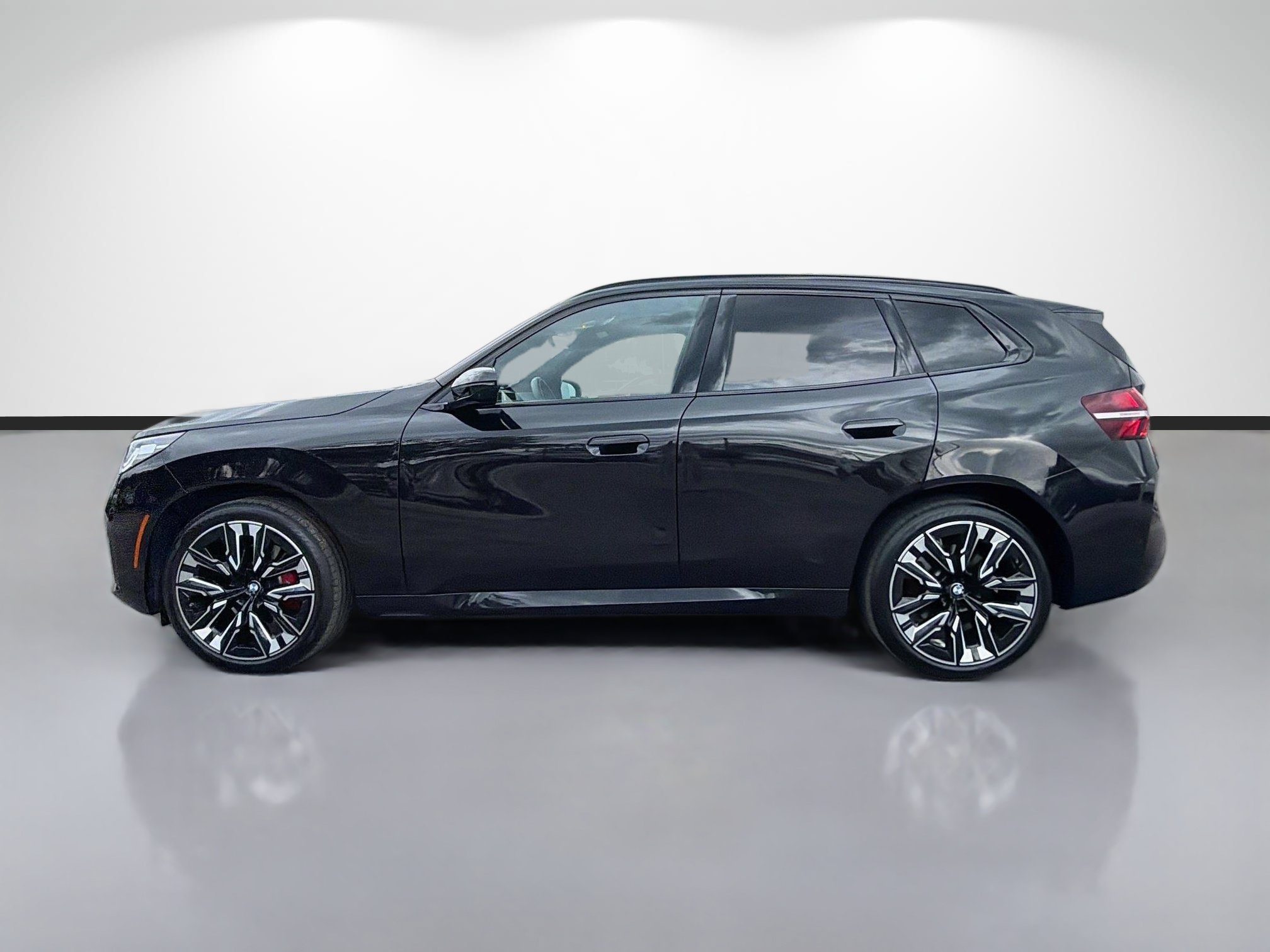 Used 2025 BMW X3 xDrive30i w/ Premium Package AWD/4WD image 6