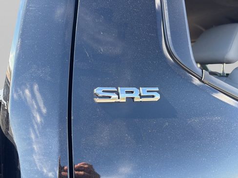 Certified 2025 Toyota Tacoma SR5 image 29