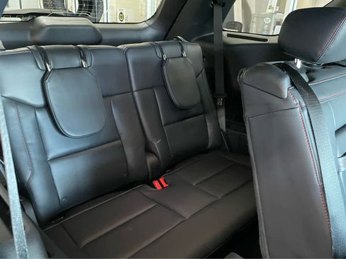 New 2026 Ford Explorer ST-Line w/ ST-Line Street Pack image 39