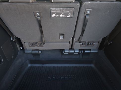 Used 2023 Honda Odyssey Elite image 11