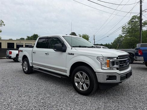 Used 2018 Ford F150 XLT w/ Equipment Group 302A Luxury AWD/4WD image 5