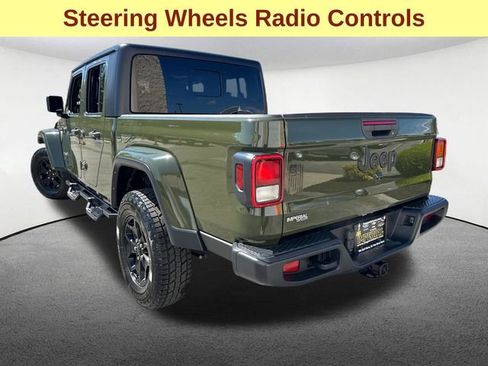 Used 2022 Jeep Gladiator Sport AWD/4WD image 10