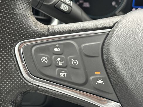 Used 2020 Chevrolet Equinox LT image 30