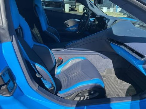 Used 2023 Chevrolet Corvette Stingray w/ Z51 Performance Package image 31