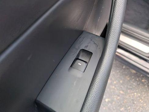 Used 2019 Hyundai Sonata Limited FWD image 11