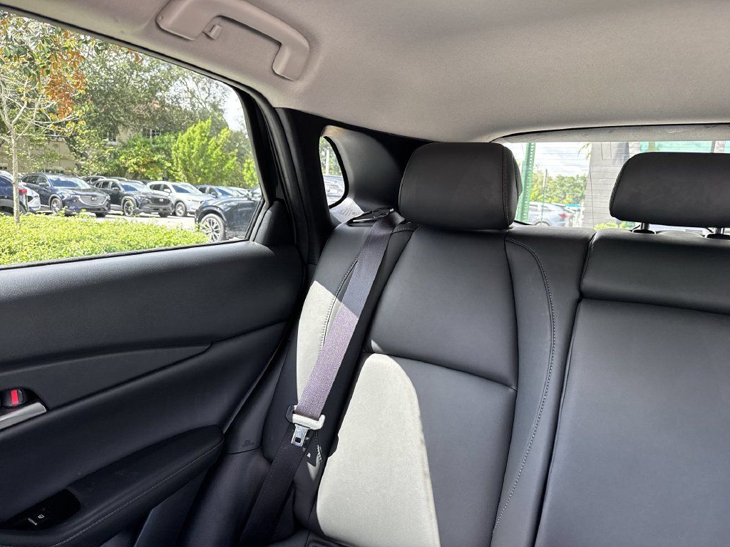 Certified 2024 MAZDA CX-30 AWD 2.5 S w/ Select Sport Pkg image 17