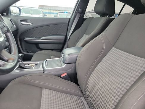 Used 2023 Dodge Charger SXT w/ Cold Weather Package image 17