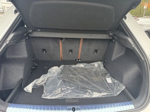 Certified 2025 Audi Q3 2.0T Premium w/ Convenience Package image 34