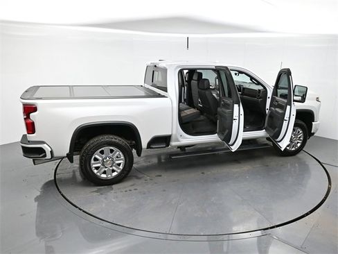 Used 2024 Chevrolet Silverado 2500 High Country w/ High Country Premium Package image 46