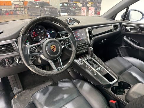 Used 2018 Porsche Macan image 15