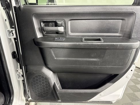 Used 2022 RAM 3500 Tradesman image 27