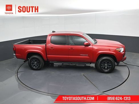 Used 2023 Toyota Tacoma SR5 AWD/4WD image 43
