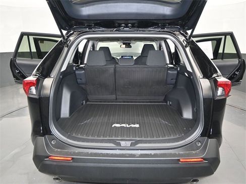 New 2025 Toyota RAV4 LE image 12