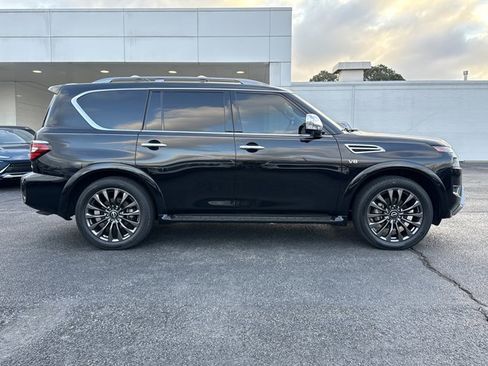 Used 2022 Nissan Armada Platinum w/ Captain's Chairs Package image 2