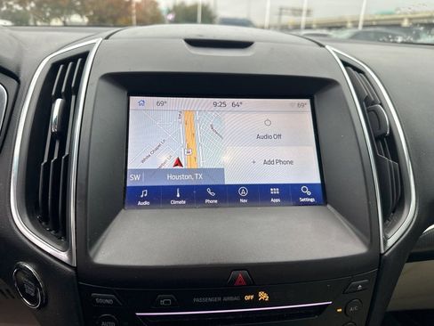 Used 2019 Ford Edge Titanium w/ Equipment Group 301A image 15