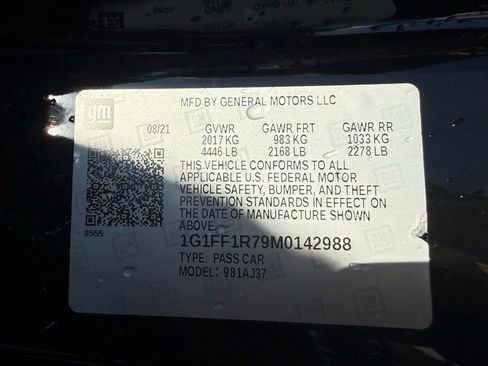Used 2021 Chevrolet Camaro LT RWD image 30
