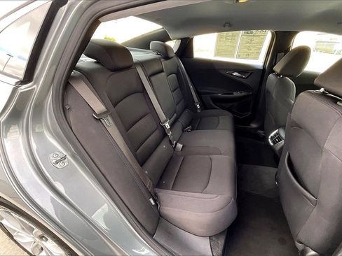Used 2025 Chevrolet Malibu LT image 26