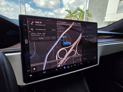 Used 2022 Tesla Model S AWD/4WD image 3