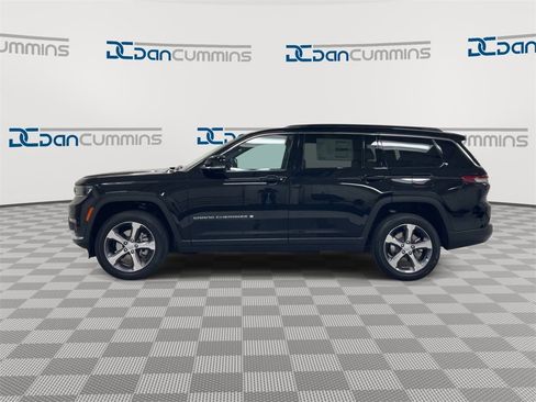 New 2025 Jeep Grand Cherokee L Limited w/ Luxury Tech Group II image 9