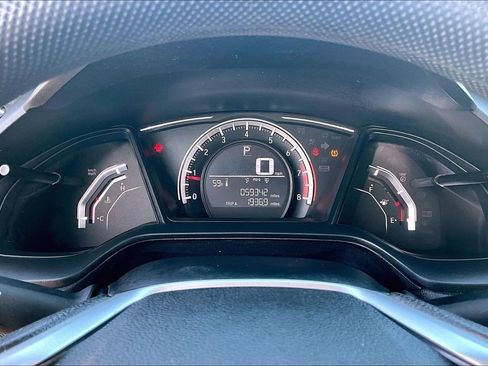 Used 2018 Honda Civic LX image 13