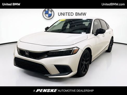 Used 2022 Honda Civic Sport image 1