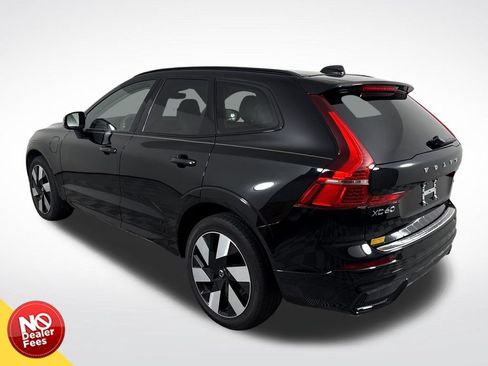 Used 2025 Volvo XC60 T8 Plus w/ Protection Package Premier AWD/4WD image 5