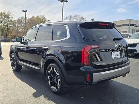 New 2025 Kia Telluride S image 5